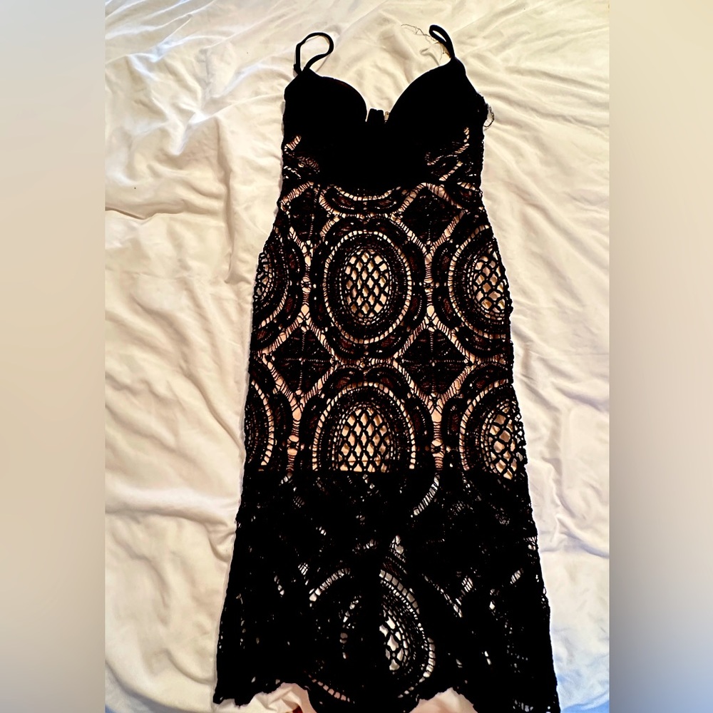 Lace black fitted dress
